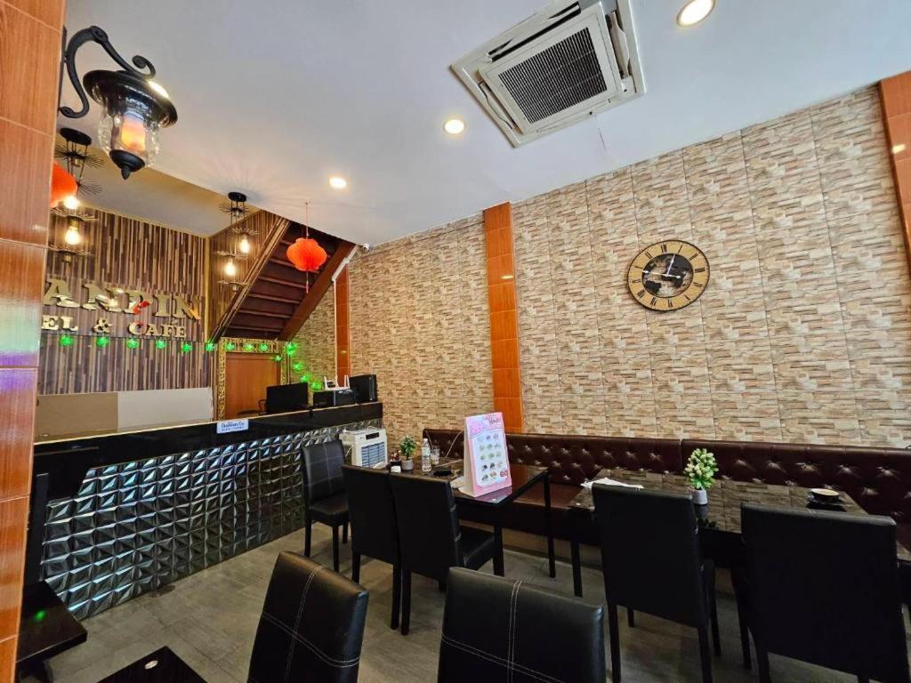 Baanpin Hotel Bangkok Extérieur photo